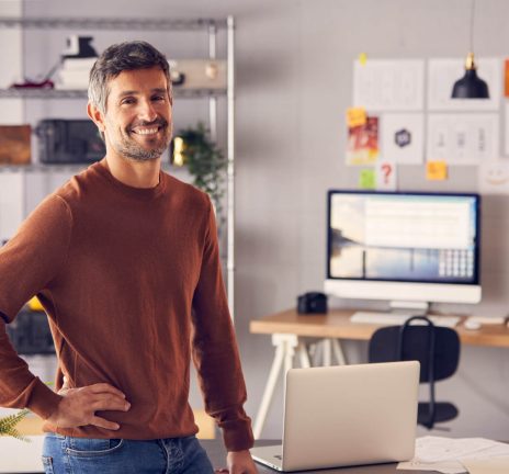 portrait-of-mature-male-advertising-marketing-or-d-2021-08-31-13-41-57-utc