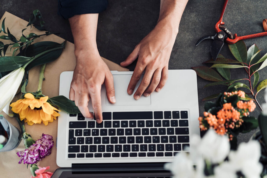 Duis sed quam eget massa porta blandit quis id nibh nam nulla