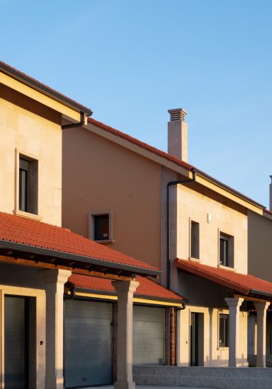 row-of-new-townhouses-or-condominiums-2023-11-27-05-04-25-utcResized row-of-new-townhouses-or-condominiums-2023-11-27-05-04-25-utcResized